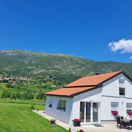 Vikendica Bruse Villa Jaklici Ngoại thất bức ảnh