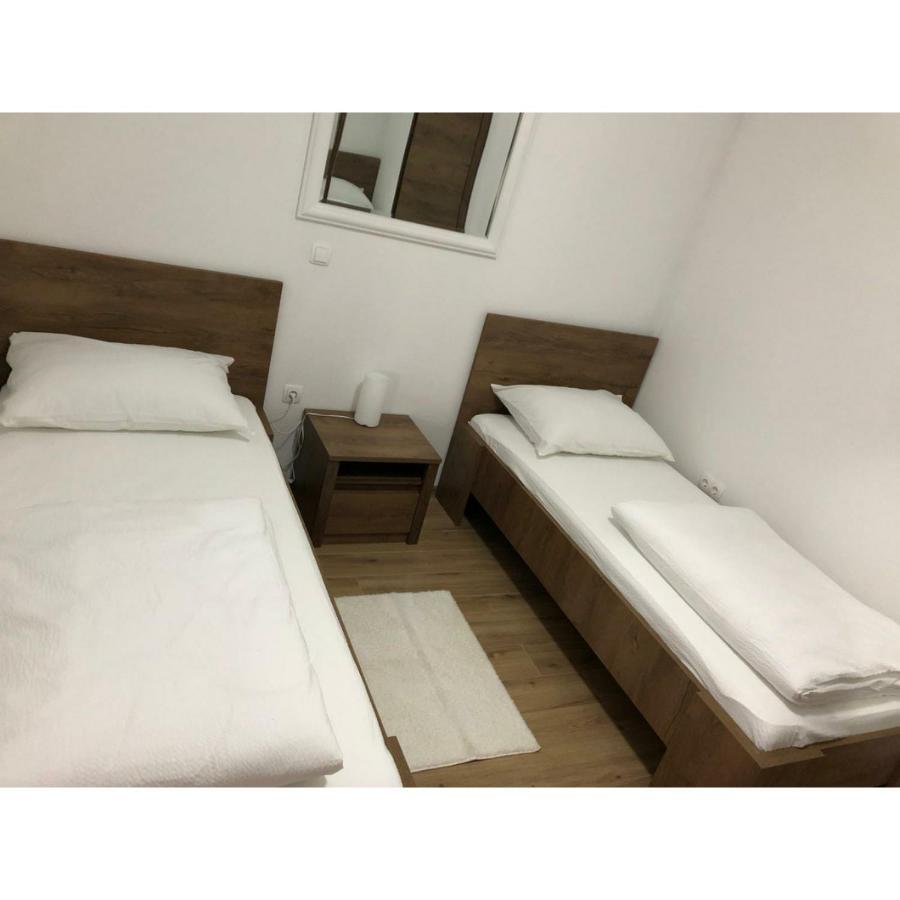 Vikendica Bruse Villa Jaklici Ngoại thất bức ảnh