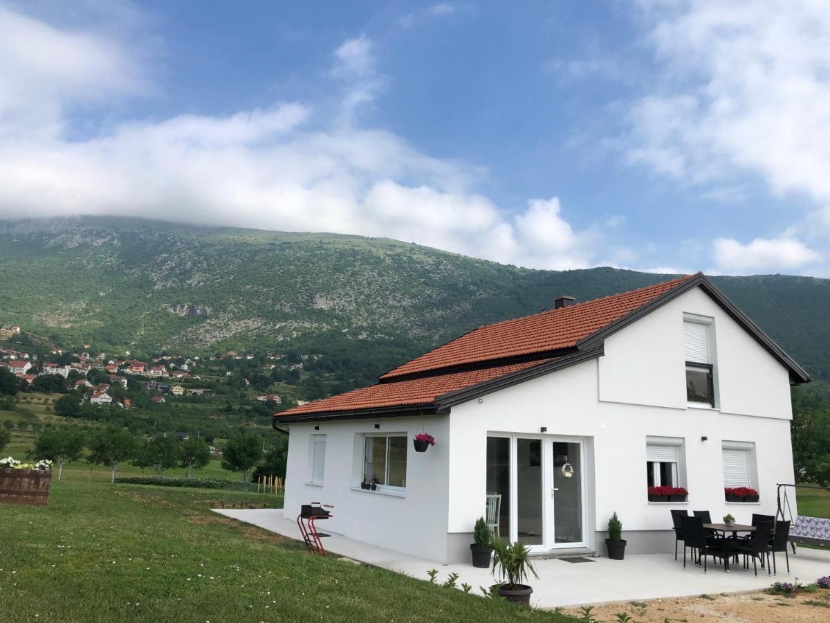 Vikendica Bruse Villa Jaklici Ngoại thất bức ảnh
