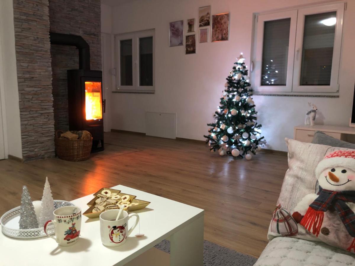 Vikendica Bruse Villa Jaklici Ngoại thất bức ảnh