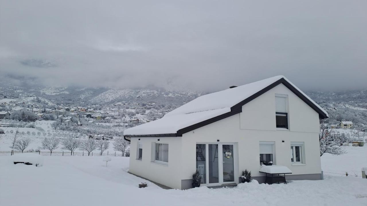 Vikendica Bruse Villa Jaklici Ngoại thất bức ảnh