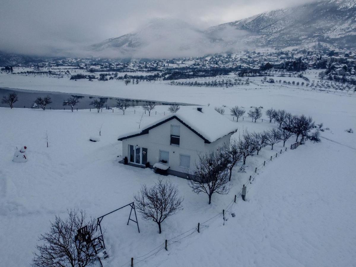 Vikendica Bruse Villa Jaklici Ngoại thất bức ảnh