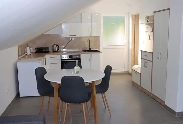 Vikendica Bruse Villa Jaklici Ngoại thất bức ảnh
